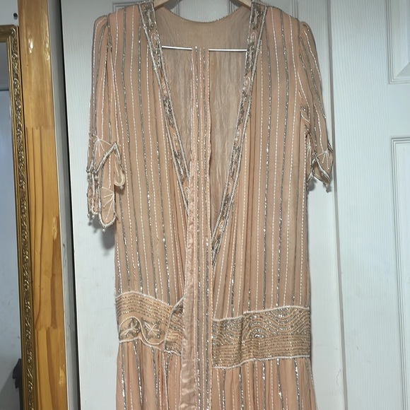 Beautiful vintage bead & pearl embroidered silk pink dress very josephine baker - Picture 10 of 10